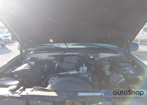 1999 Chevrolet Suburban 1500 Lt from USA, damaged, VIN 3GNFK16R8XG220001